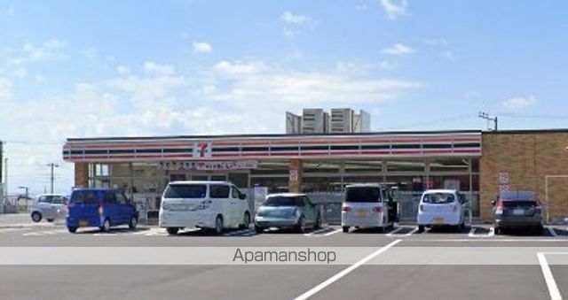 コンビニ　セブンイレブン（コンビニ）まで1220m