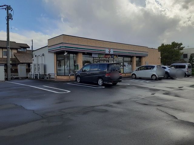 コンビニ　セブンイレブン　豊栄駅北店（コンビニ）まで100m