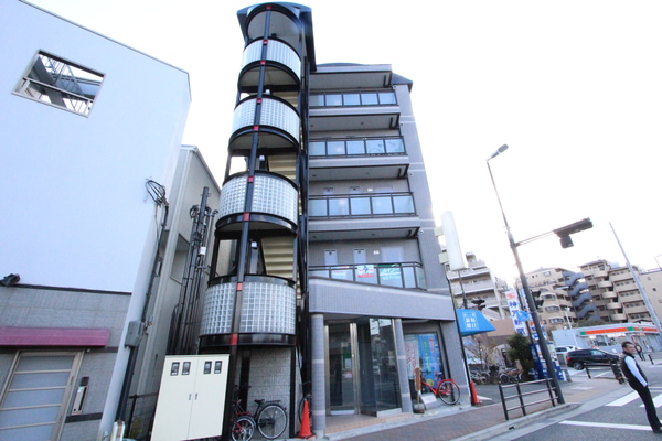エクセレンテワコーの外観写真