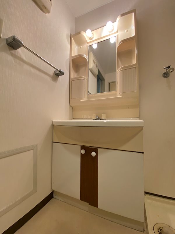 洗面設備　別部屋の写真おです。ご参考までに
