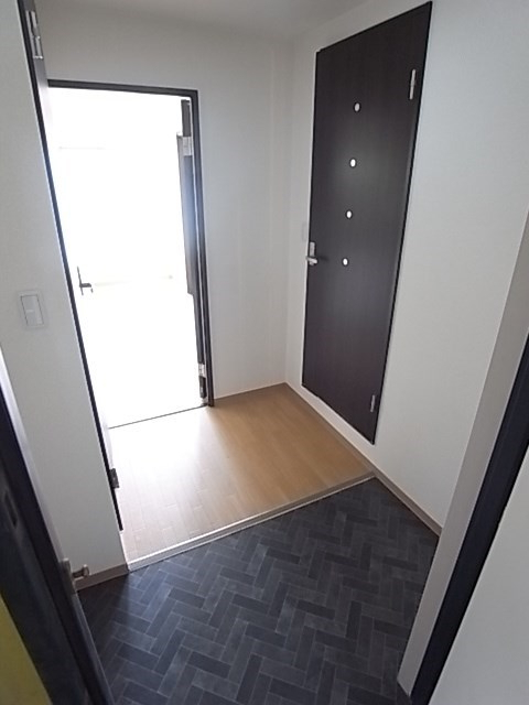 プロスパー尼崎の玄関写真