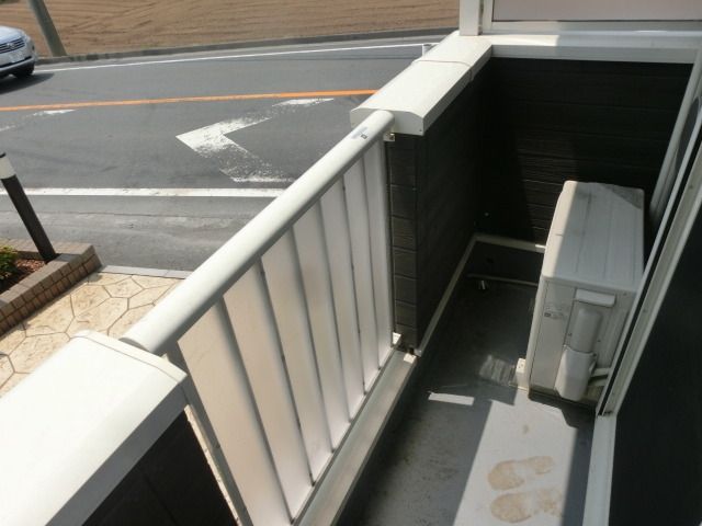 バルコニー　日当たり良好バルコニー完備
