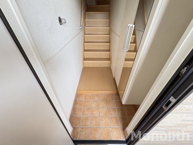 南海本線 二色浜駅 徒歩4分 2階建 築11年の玄関写真