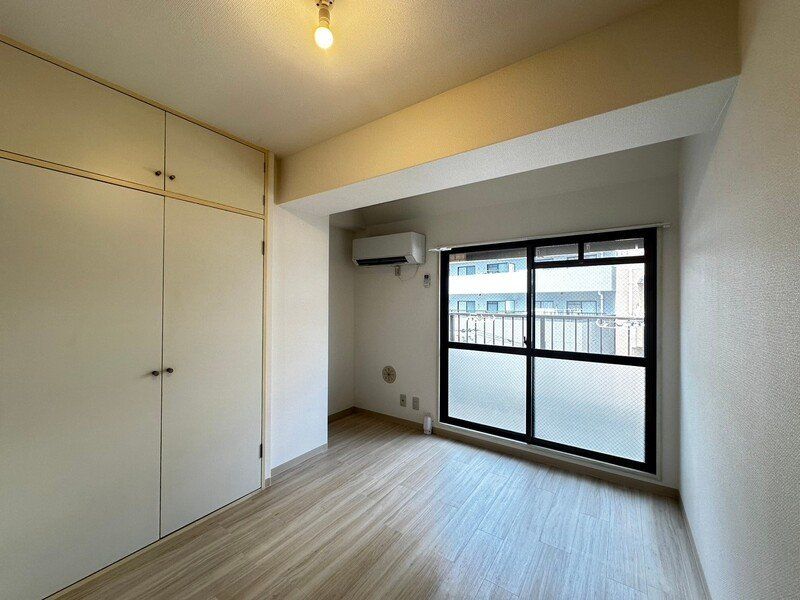 シャガールの居間写真