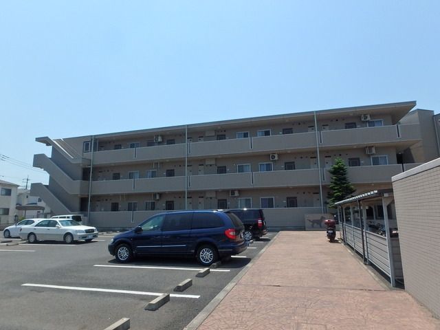 駐車場　駐輪場