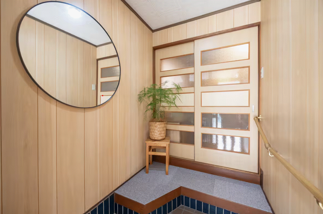 港晴3丁目戸建ての玄関写真