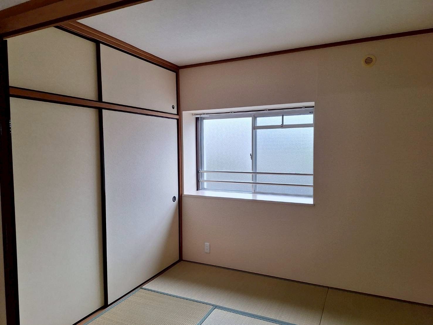 エクセルEFの居間写真