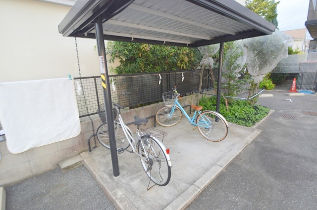 ドラックストア　ウォンツ府中本町店（ドラッグストア）まで585m