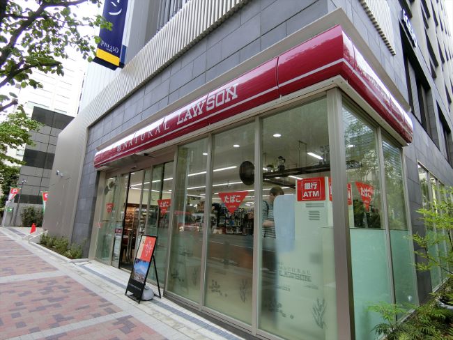 コンビニ　ナチュラルローソン京王プレッソイン浜松町店（コンビニ）まで160m