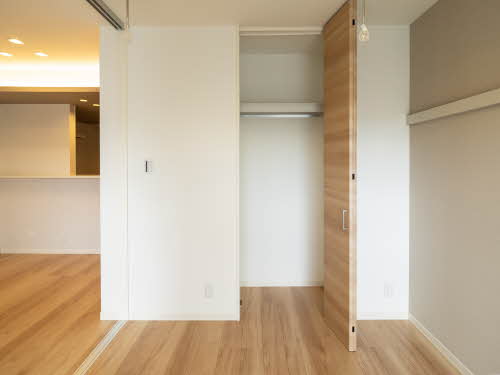 収納　各部屋あります