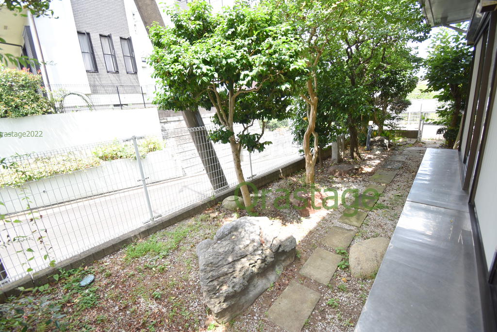 庭　庭園に癒されます