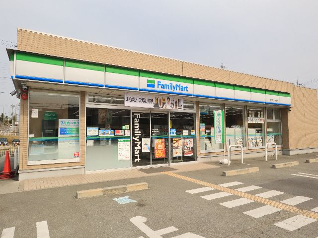 コンビニ　ファミリーマート 上牧町三軒屋店（コンビニ）まで449m