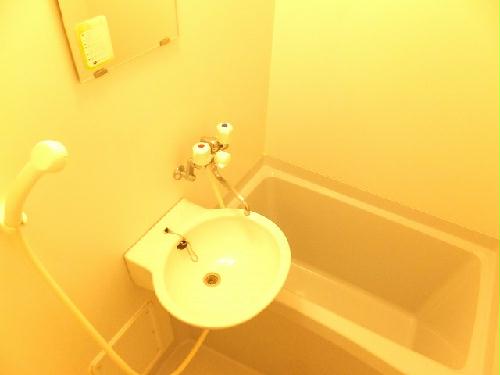 洗面設備　風呂、トイレ別