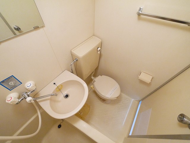 【奈良市大森町のマンションのトイレ】