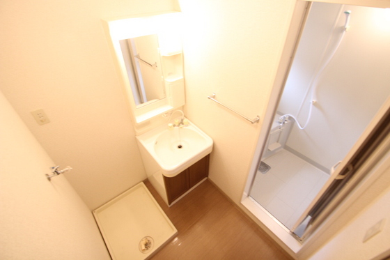 洗面設備　※別号室の写真です