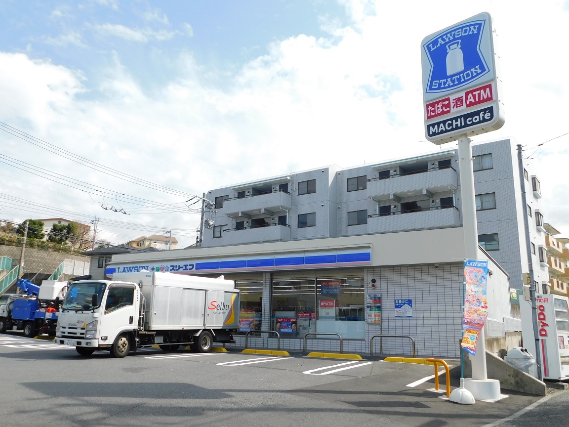コンビニ　スリーエフ（コンビニ）まで260m