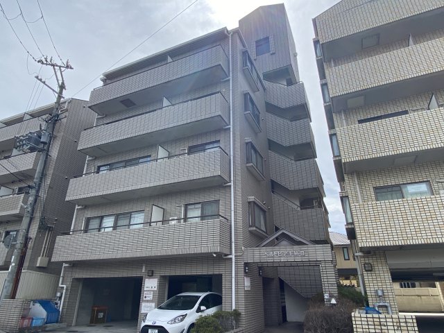 姫路市手柄のマンションの建物外観