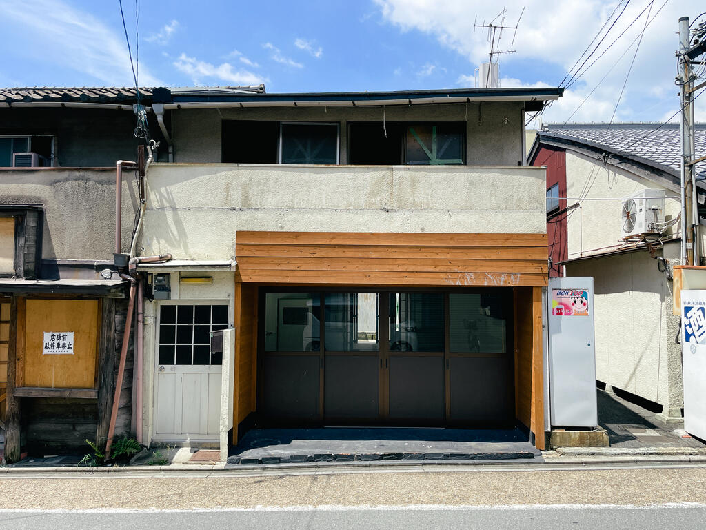 東福寺　貸家の建物外観