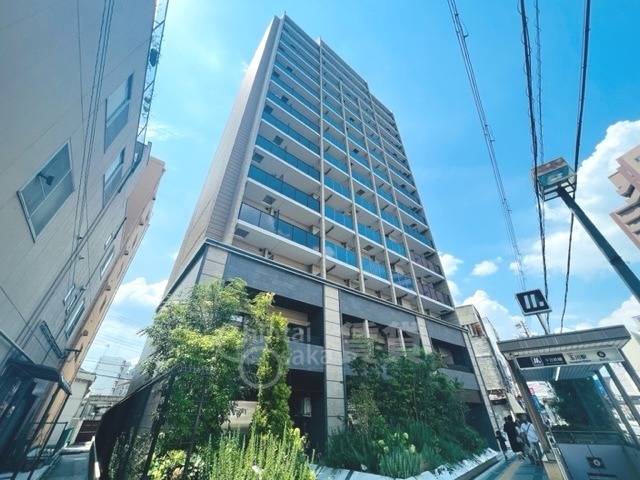 大阪市福島区野田のマンションの建物外観