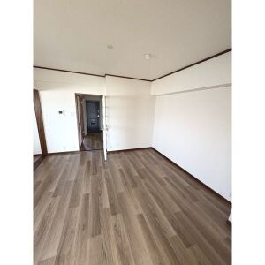 マンション桂の居間写真