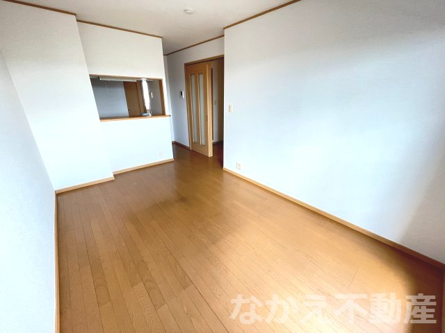 居室・リビング　居間です