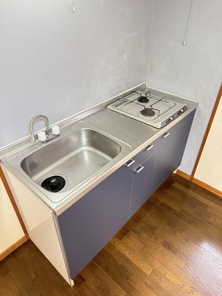 キッチン　ガスコンロ付！