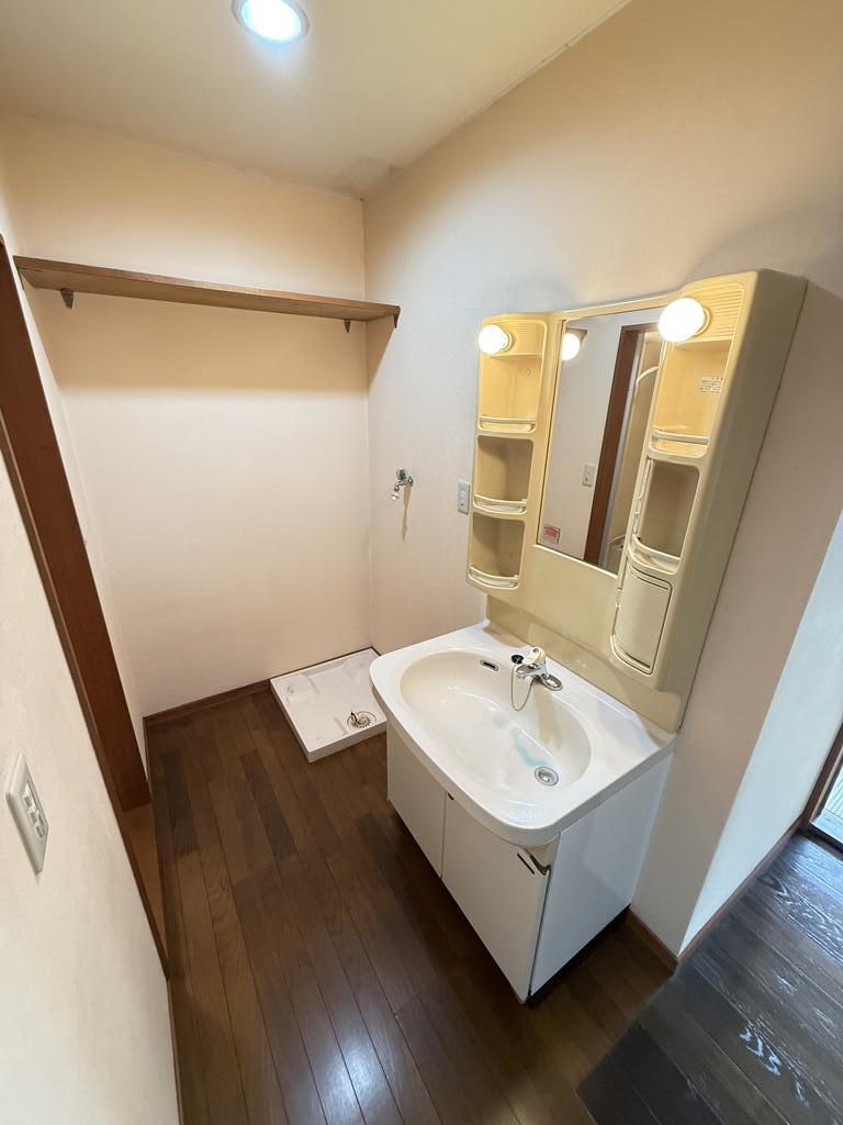 洗面設備　独立洗面台付！