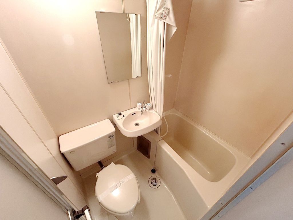 バス・シャワールーム　バス