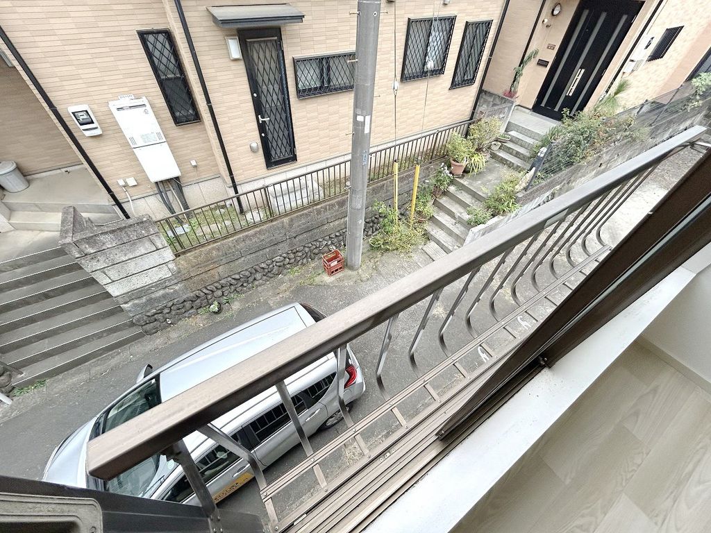 バルコニー　バルコニー