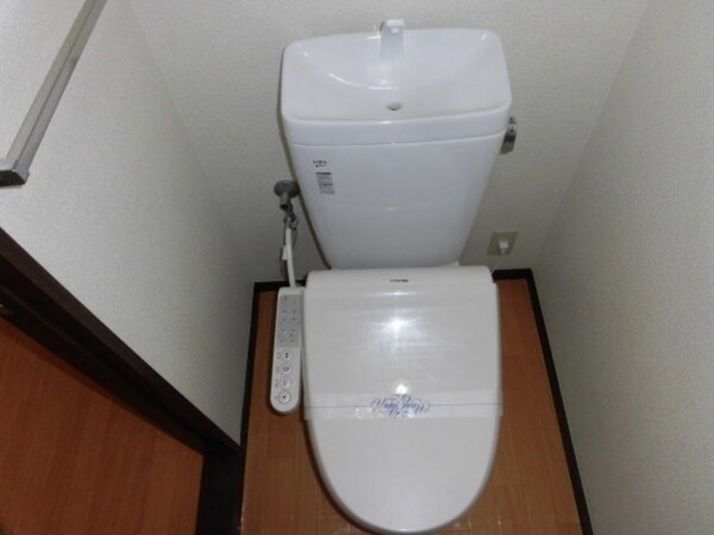 トイレ　図面と現状に相違がある場合には現状を優先