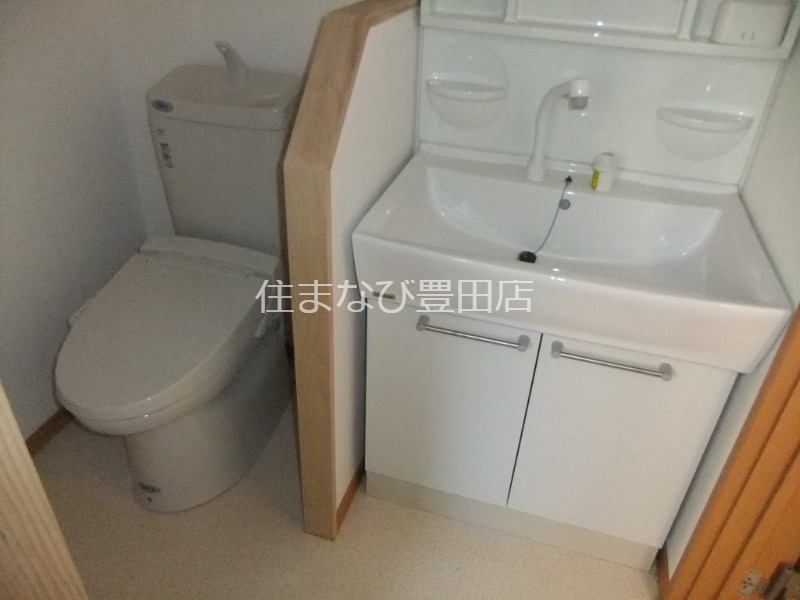 洗面設備　同型別部屋写真