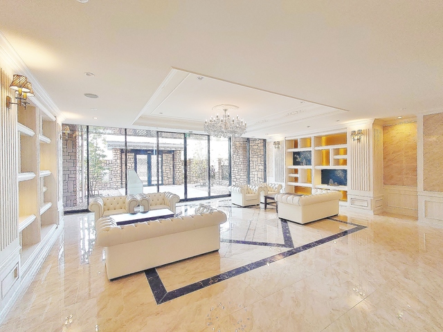 ロビー　ラグジュワリーなロビー