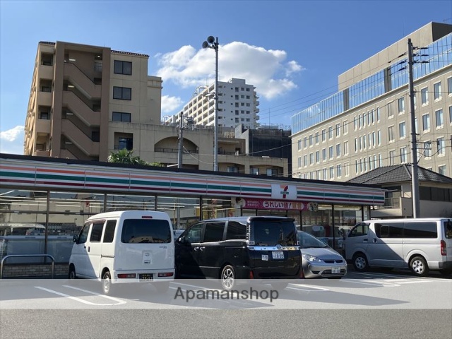 コンビニ　セブンイレブン町田街道鶴間店（コンビニ）まで1750m
