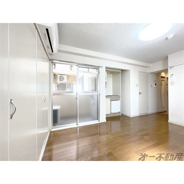 建物外観　洋室