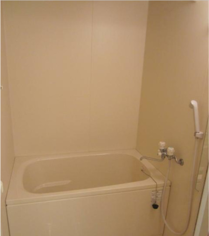 バス・シャワールーム　現況優先