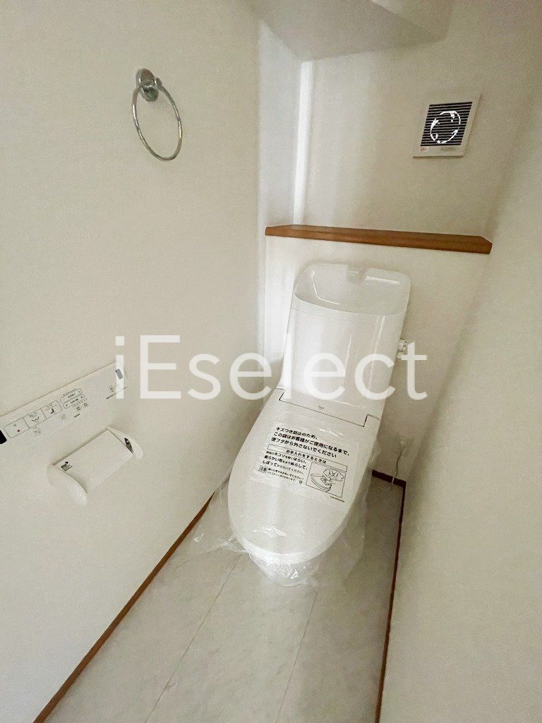 トイレ　洗浄機能付き♪