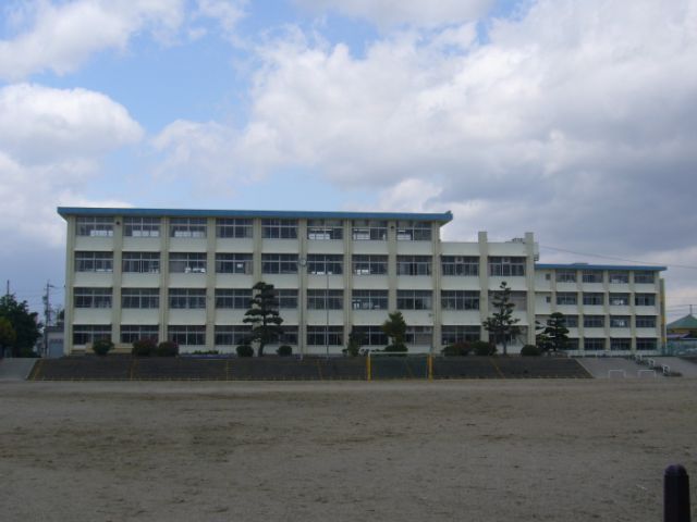 小学校　市立稲生小学校（小学校）まで1200m
