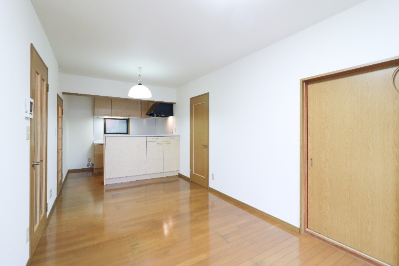 居室・リビング　図面と現状に相違がある場合には現状を優先