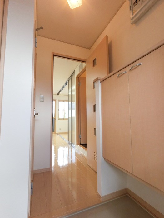 玄関　シューズボックス付きの玄関