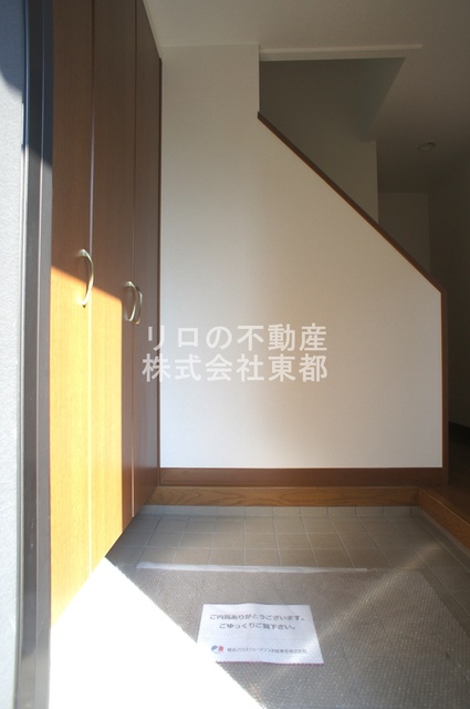 ドミールCの玄関写真