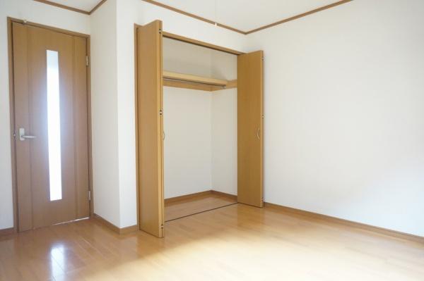 クレールAの居間写真