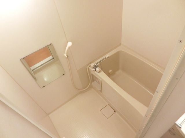 バス・シャワールーム　バスルーム