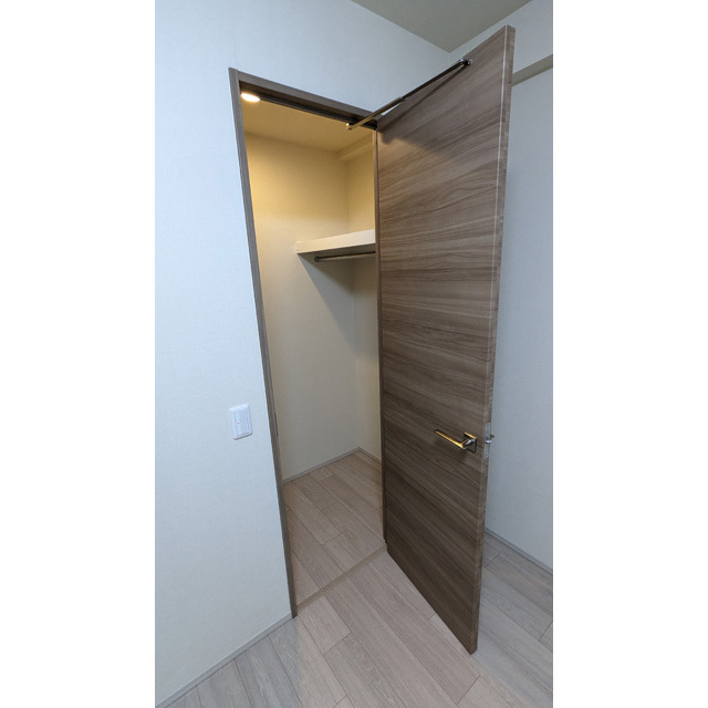 収納　ウォークインクローゼット