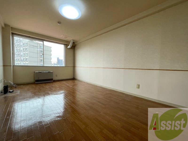 居室・リビング　広くてきれいなリビングです！快適に過ごせそうですね。