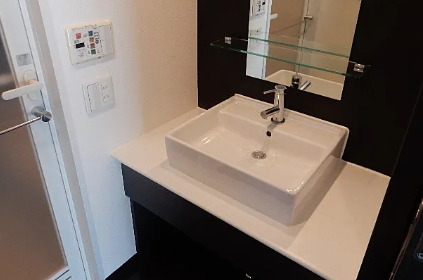 洗面設備　※別部屋の参考写真です。