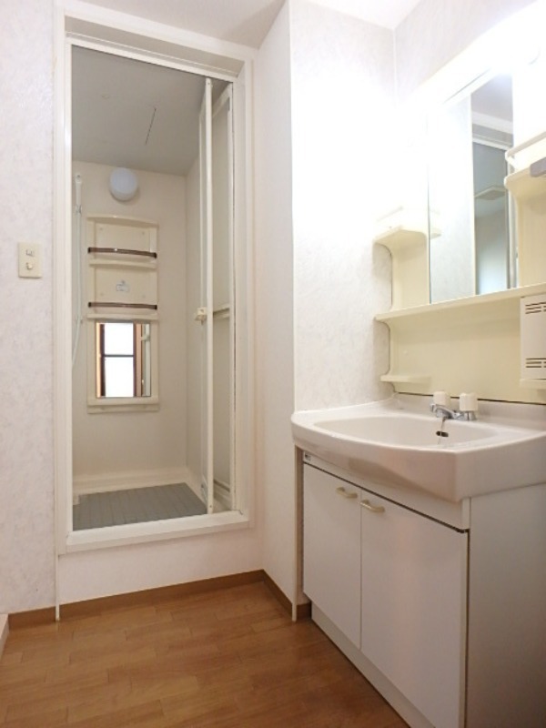 洗面設備　図面と現状に相違がある場合には現状を優先