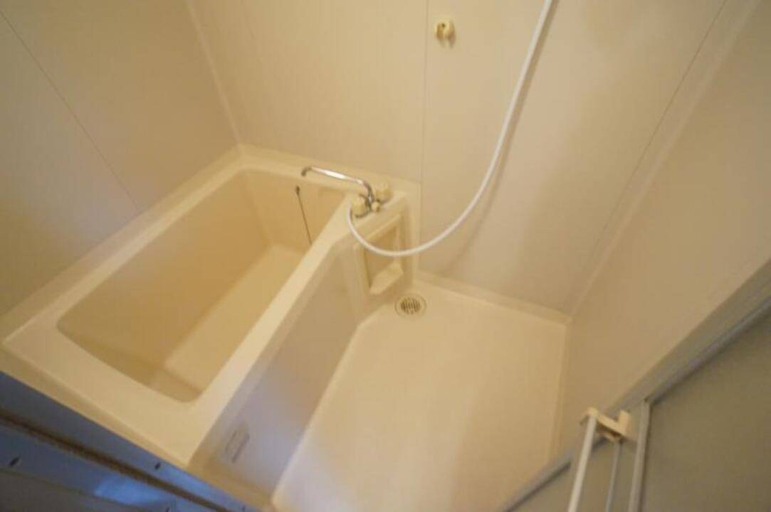 バス・シャワールーム　浴室