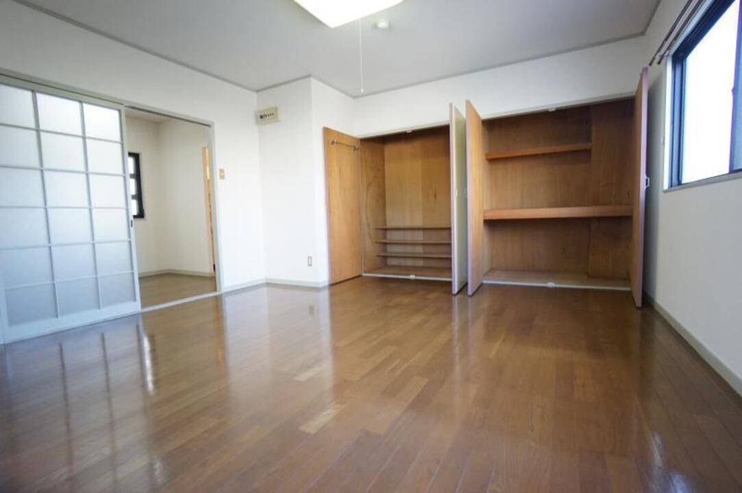 居室・リビング　リビング