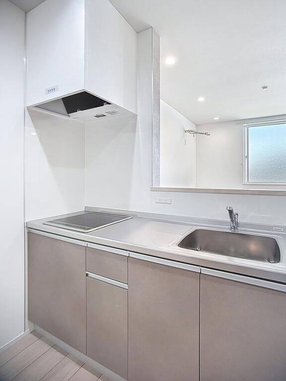 キッチン　2口IHコンロ設置済み！