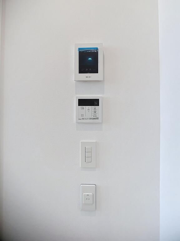 セキュリティ　TVモニターホンとエントランスオートロックで安心安全！